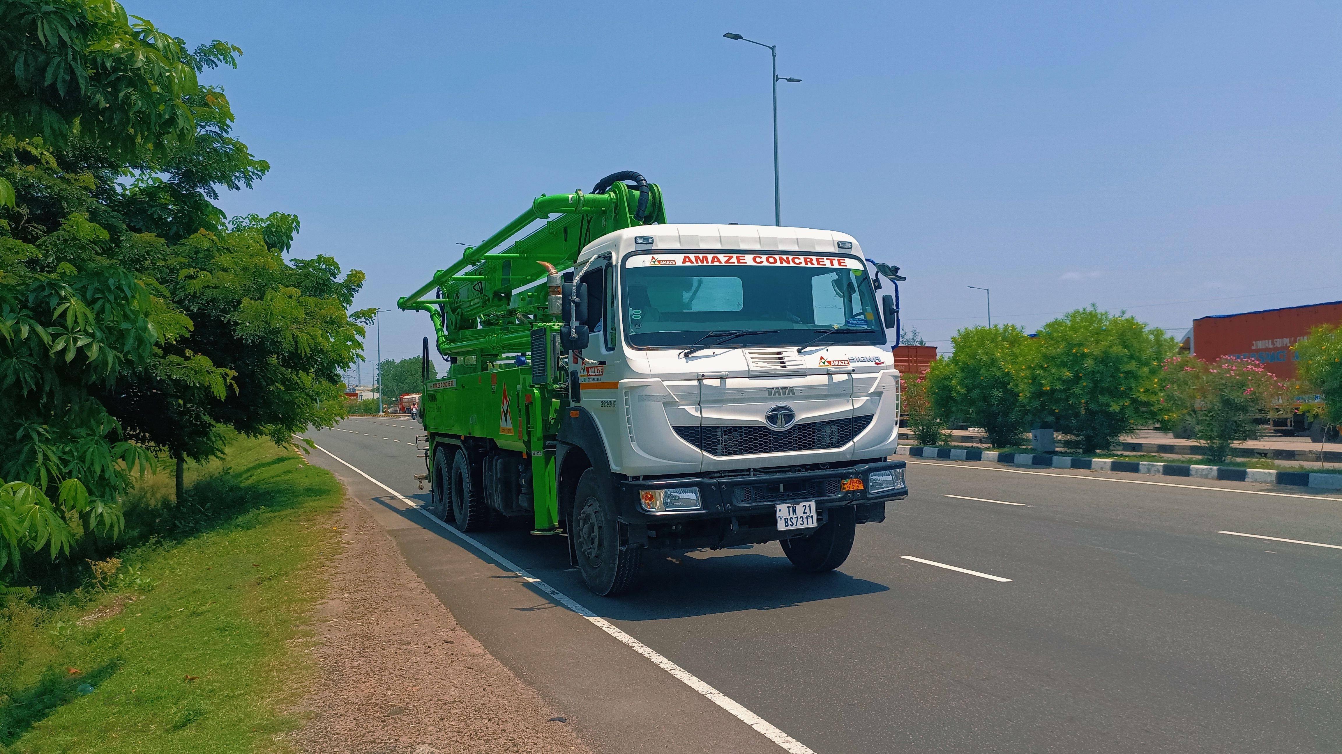 service-image